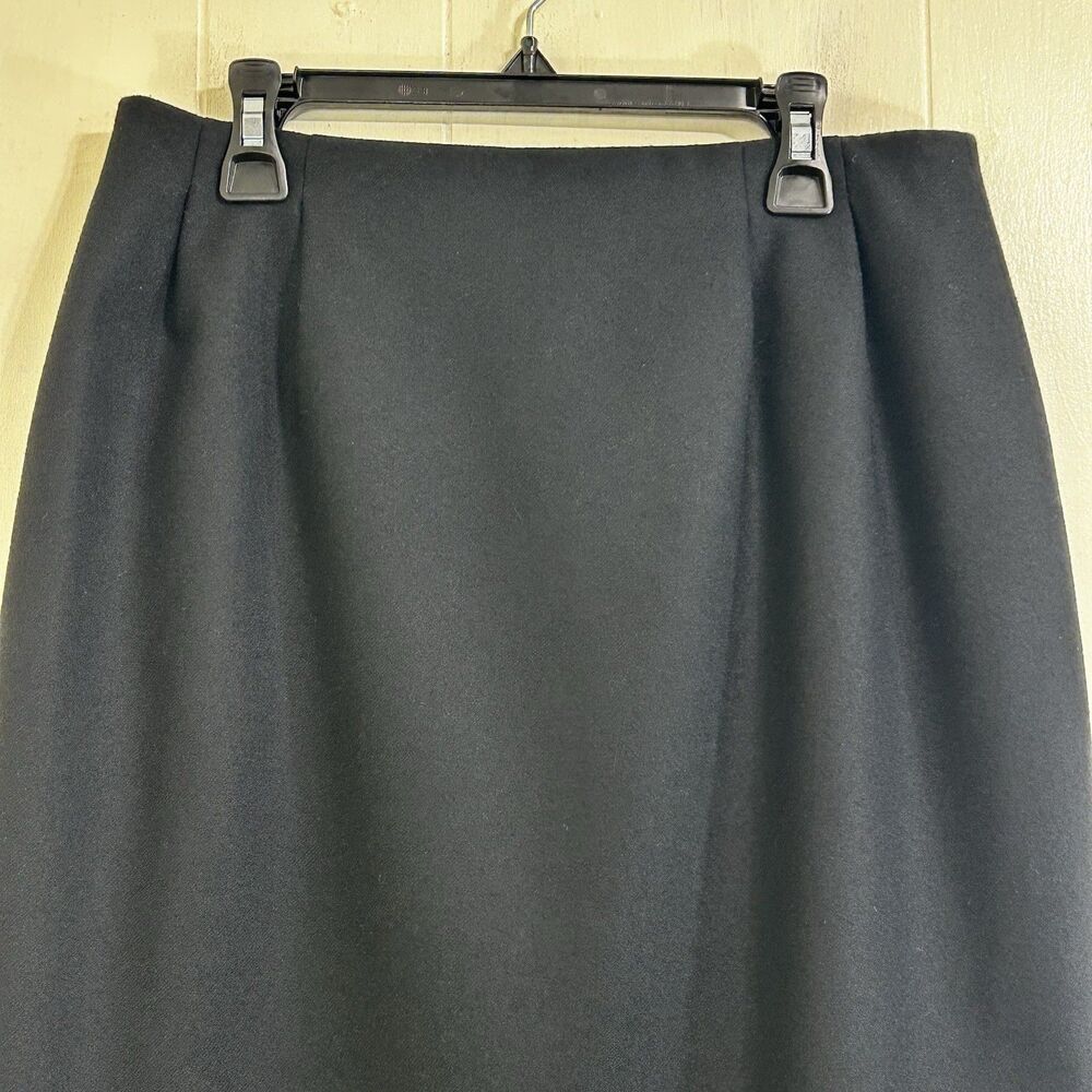 Pendleton Vintage Black 100% Virgin Wool Skirt Size 8 Knee Pleated Skirt - Picture 5 of 16